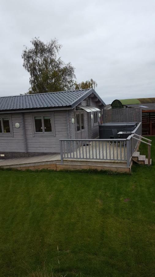 Ruth'S Retreat Country Retreat With Private Hot Tub Villa Шрусбъри Екстериор снимка