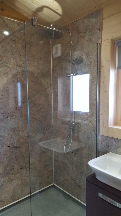 Ruth'S Retreat Country Retreat With Private Hot Tub Villa Шрусбъри Екстериор снимка